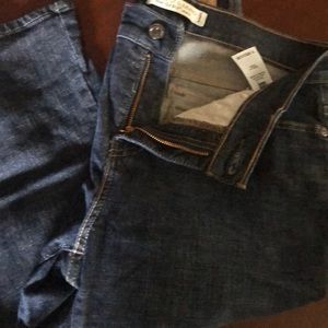 Levi’s 512 slimming jeans. Excellent Condition!